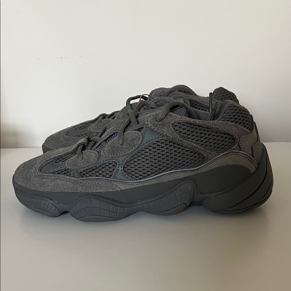 adidas Yeezy 500 Granite Size 7 - Men's Charcoal Sneakers